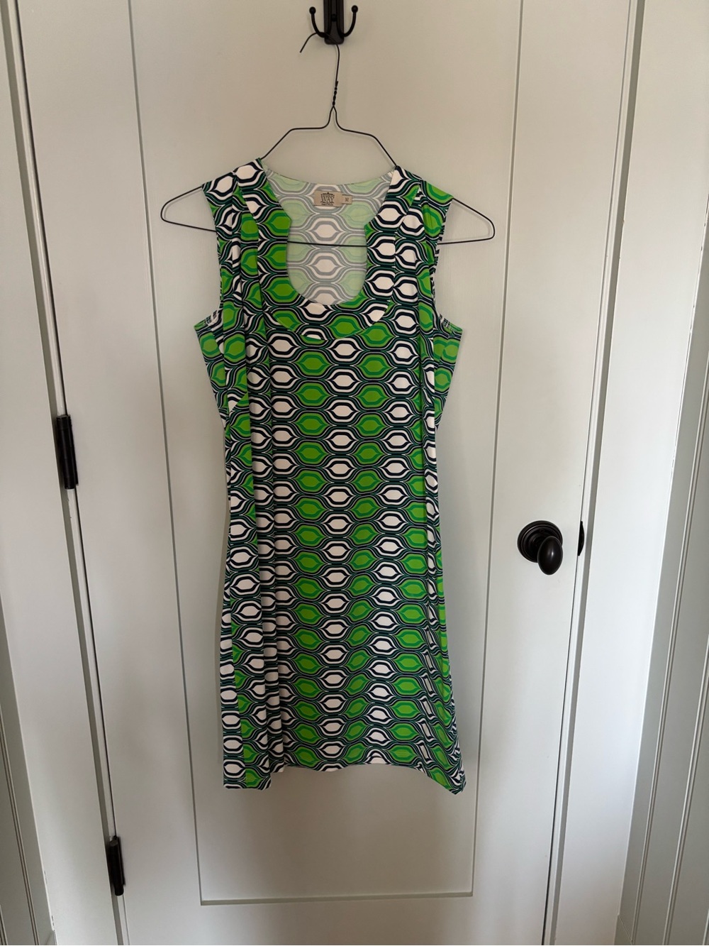 Katherine Way Green Geometric Sleeveless Shift Dress